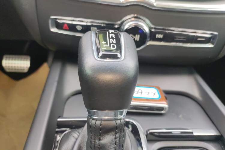 Used Volvo XC60 2019 T5 4x4 Smart Edition China VI Standard
