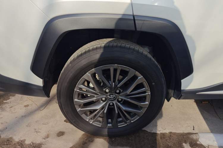 Used Toyota Wildlander 2023 2.0L CVT Four-Wheel Drive Luxury PLUS Edition
