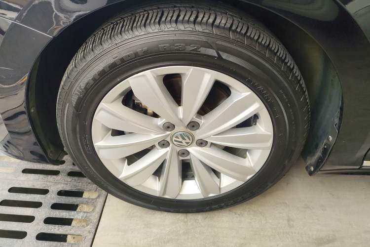 Used Volkswagen Passat 2019 330TSI Elite Edition China VI
