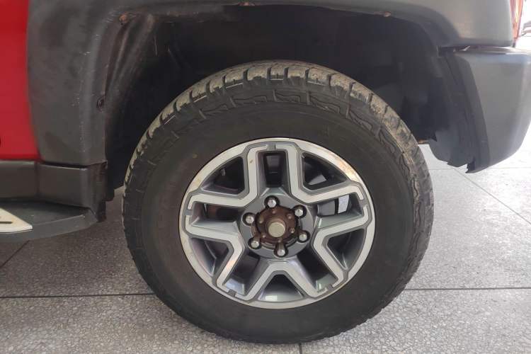 Used  BJ40 2018 40L 2.0T Manual Diesel Four-Wheel Drive Prestige Edition
