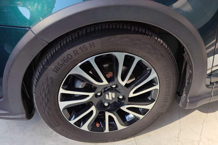 Used Suzuki Swift 2016 1.5L Automatic Fashionable Coolplay Edition