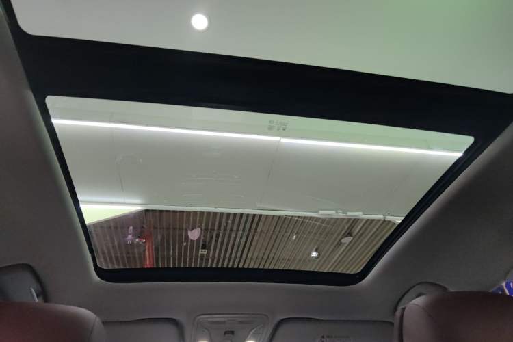 Used Hongqi HS5 2023 2.0T Qixiang Pro Edition
