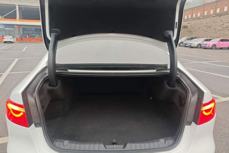 Used Jaguar XFL 2020 XFL 2.0T P250 Four-Wheel Drive Luxury Edition