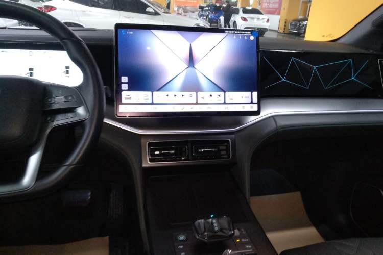 Used BYD Song L DM-i 2025 Intelligent Driving Version 160 km Beyond-Range Type