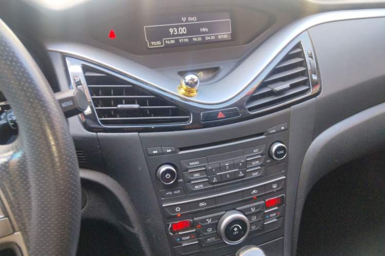 Used Bestune B70 2014 2.0L Automatic Comfort Version
