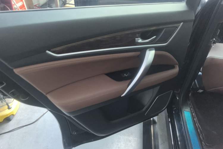 Used Honda UR-V 2017 370TURBO 2WD Prestige Edition China V
