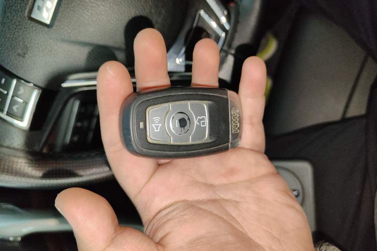 Used Haval H6 2017 Red-Label Sport Edition 1.5T Manual Two-Wheel Drive Elite Model