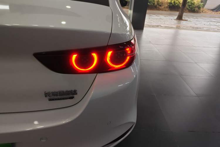 Used Mazda Mazda 3 Axela 2021 2.0L Automatic Zhiyao Edition