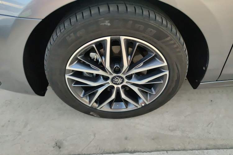 Used BYD Qin PLUS 2021 EV 400KM Luxury Model
