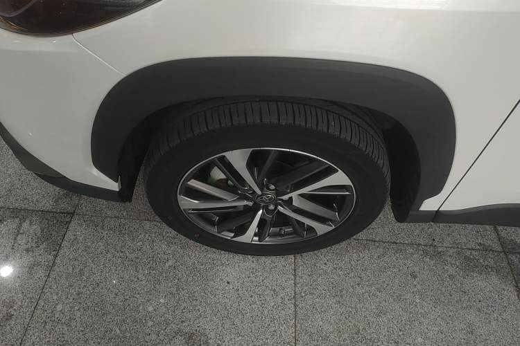 Used Toyota FRONTLANDER 2022 2.0L CVT Luxury PLUS Edition
