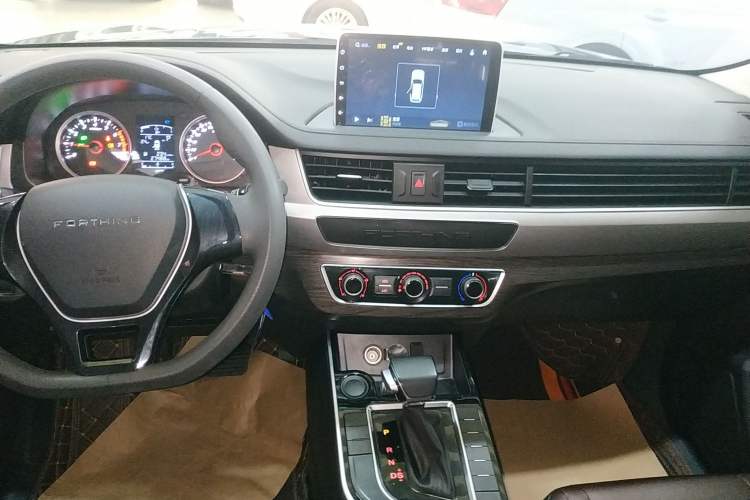 Used FORTHING T5 2022 Shengshi Edition 1.5T Automatic Dream Version Five Seats
