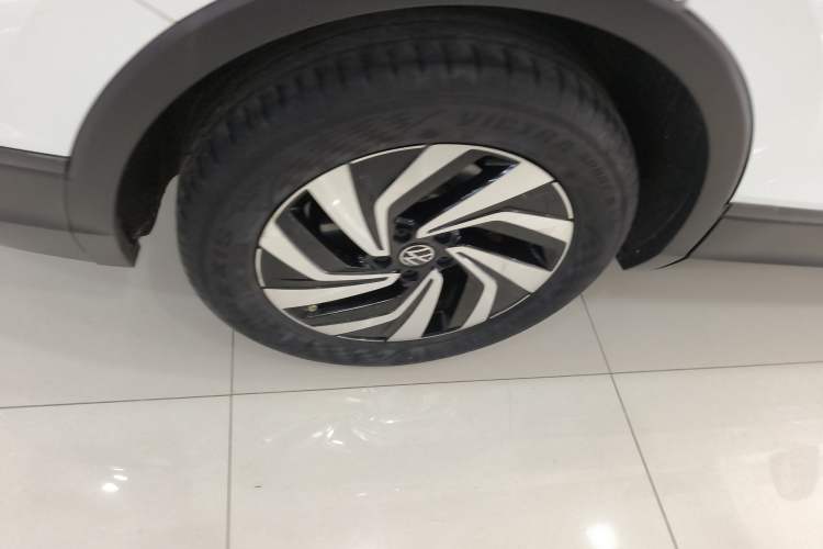 Used Volkswagen Tiguan L 2023 330TSI Automatic Two-Wheel Drive Comfort Edition