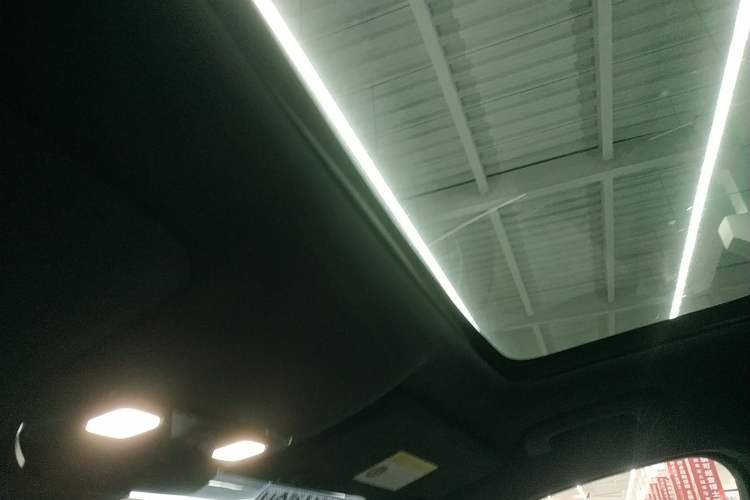 Used Li Auto L8 2023 Pro Model
