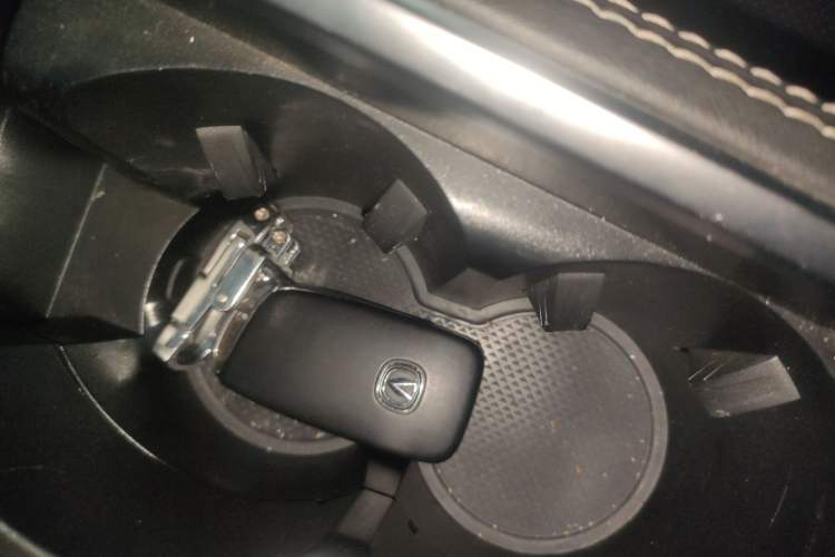 Used Changan CS85 COUPE 2019 2.0T Automatic Version China V Standard
