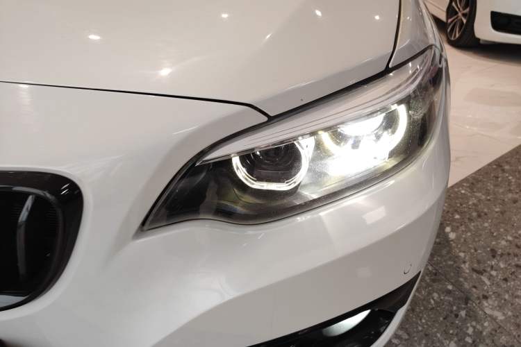 Used BMW 2 Series 2019 225i Convertible Coupe Sports Design Package
