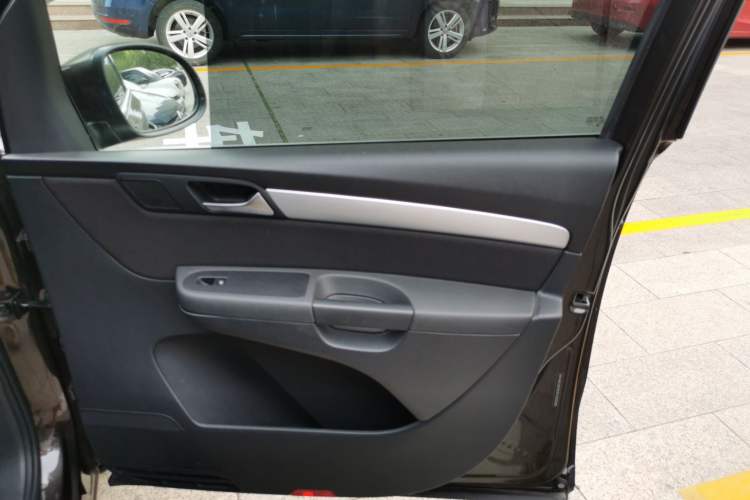 Used Volkswagen Sharan 2018 Revised Version 380TSI Comfort Edition 7-Seater