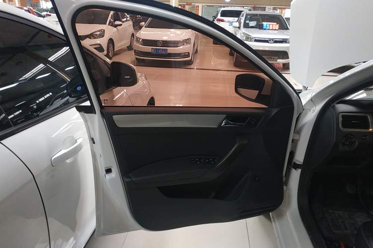 Used Skoda Rapid 2018 1.6L Manual Comfort Edition
