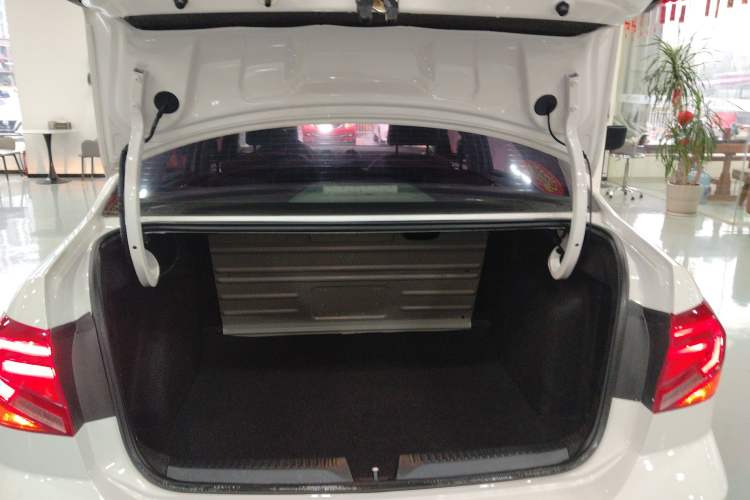 Used Volkswagen Jetta 2017 1.5L Automatic Comfort Model
