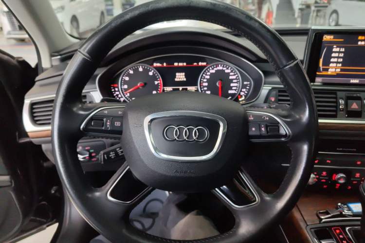 Used Audi A6L 2018 30th Anniversary Edition 35 TFSI Fashion Model
