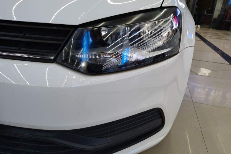 Used Volkswagen Polo 2016 1.4L Automatic Trendy Model
