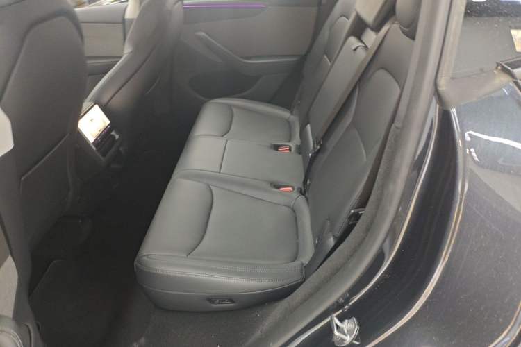 Used Tesla Model Y 2025 Rear-Wheel-Drive Version
