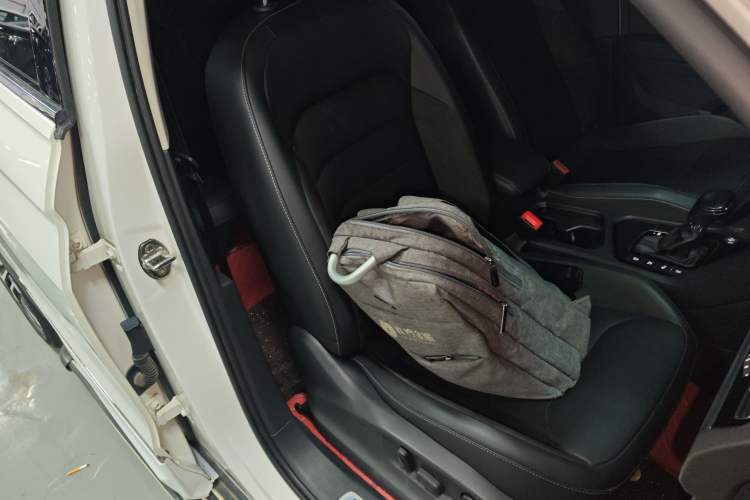 Used Volkswagen Tiguan L 2021 330TSI Automatic Two-Wheel Drive R-Line Enhanced Edition
