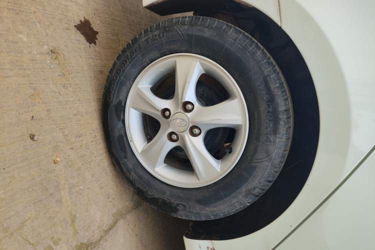 Used Hyundai Verna 2014 1.4L Automatic Smart GLS
