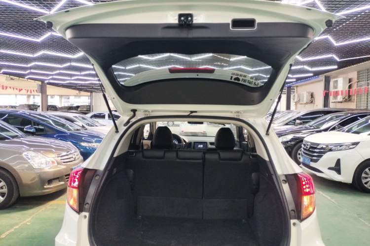 Used Honda Vezel 2020 1.5L CVT Pioneer Edition