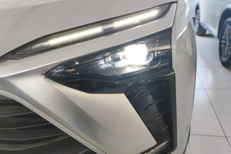 Used Nio ES8 2022 75 kWh 7-Seater Version