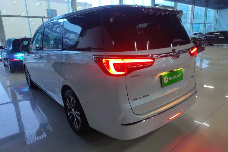 Used Buick GL8 2022 ES Landtrek 653T Luxury Edition
