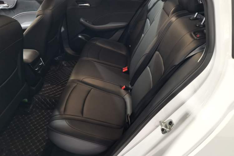 Used Roewe i5 2023 1.5L CVT Luxury Edition
