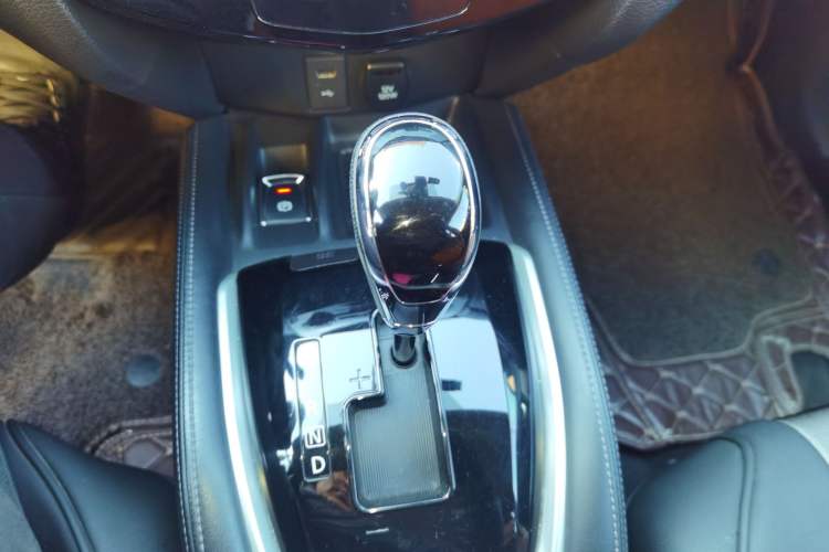 Used Nissan X-Trail 2019 2.0L CVT Smart Connect Comfort Edition 2WD