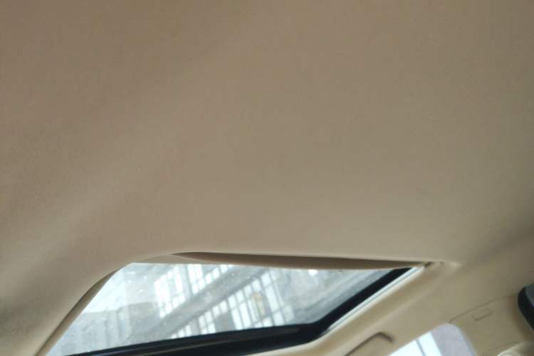 Used Buick GL8 2023 Land Executive Class Smart Enjoyment Model
