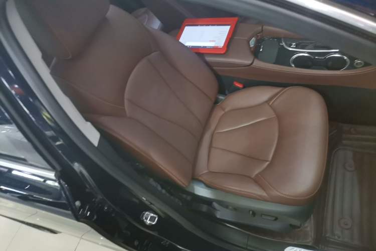 Used Buick Envision 2021 532T Two-Wheel-Drive Luxury Version
