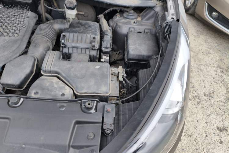 Used Hyundai ix35 2013 2.0L Automatic Two-Wheel Drive Smart GLS China V Standard
