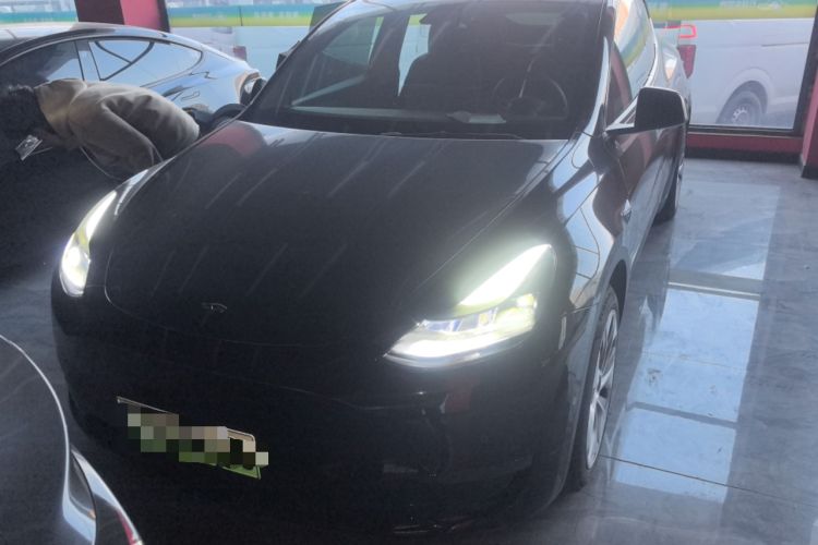 Used Tesla Model Y 2022 Long-Range All-Wheel-Drive Version
