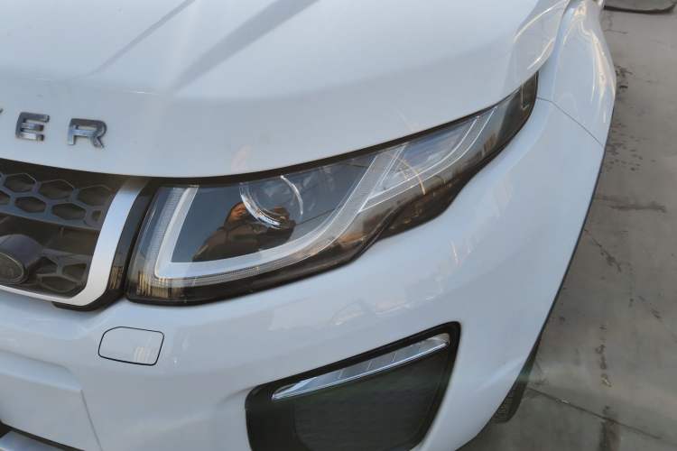 Used Land Rover Range Rover Evoque 2018 240 PS SE DYNAMIC Smart Edition