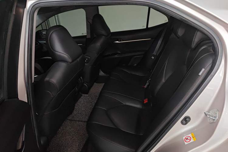 Used Toyota Camry 2018 2.0G Luxury Edition