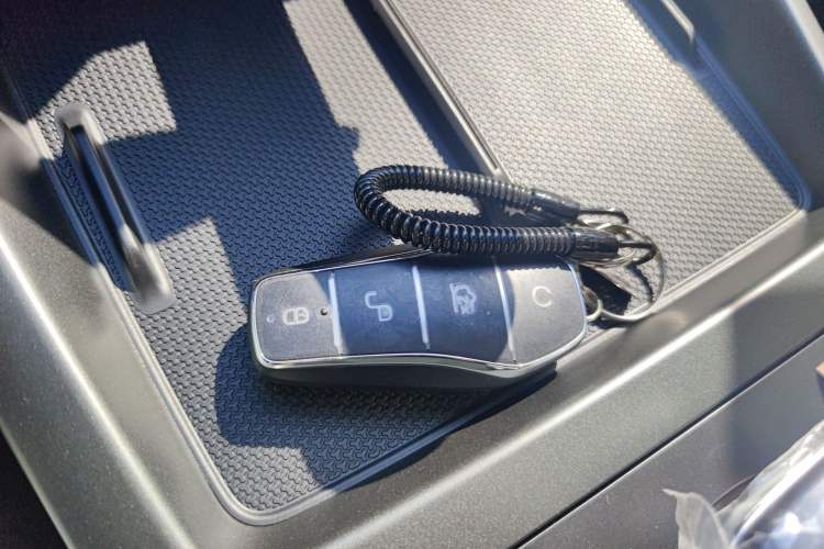 Used BYD Qin PLUS 2025 DM-i Smart Drive 55KM Leading Model
