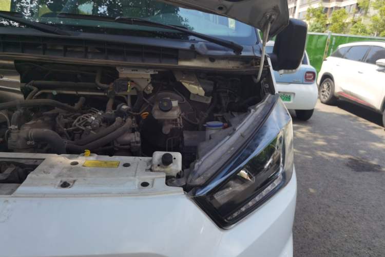 Used JMC Transit 2017 2.8T Commercial Version Short Wheelbase Mid-Roof 6/7/8-Seater JX493
