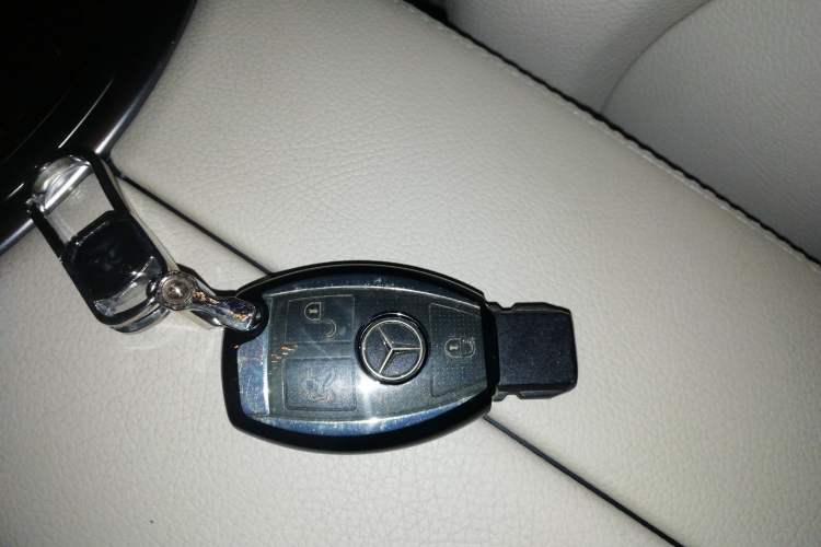 Used Mercedes-Benz GLC 2016 GLC 260 4MATIC Luxury Model
