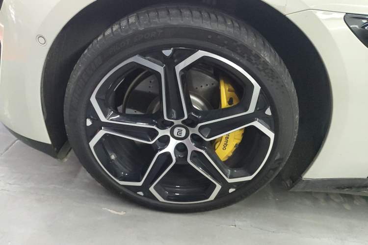 Used  SU7 2024 Rear-Drive Long-Range Intelligent Driving Version