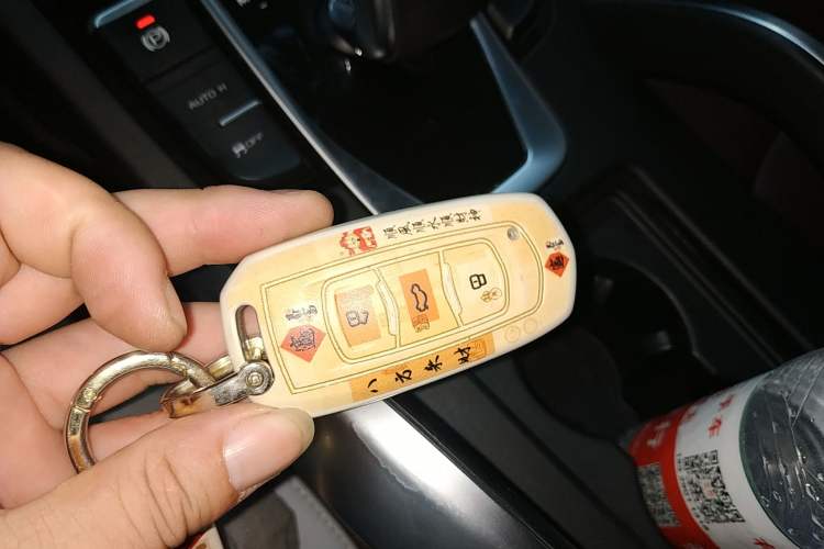 Used Geely Auto Emgrand X7 Sport 2022 1.8TD DCT Zhiya Trim
