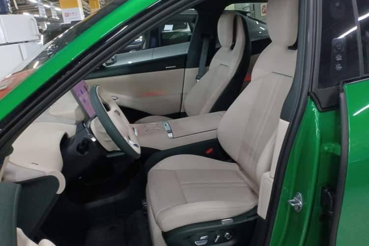 Used  YU7 2025 Ultra-Long Range Rear-Wheel Drive Version
