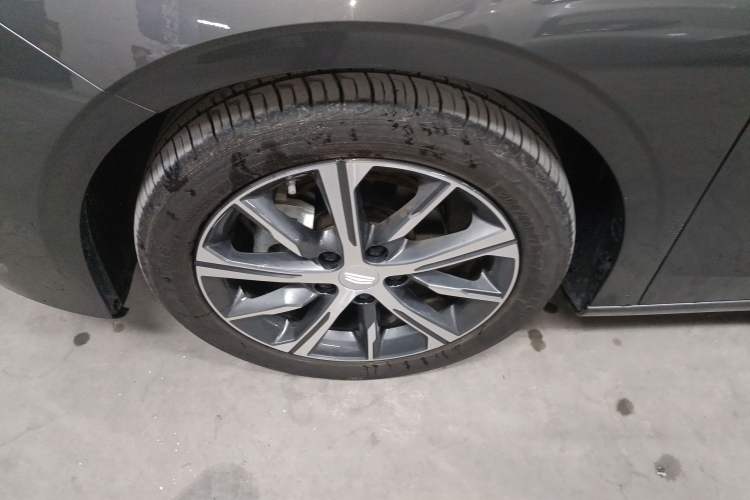 Used Geely Auto Emgrand 2023 4th Generation Champion Edition 1.5L CVT Prestige Model
