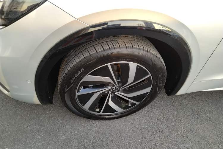 Used Volkswagen Viloran 2024 330TSI Luxury Edition
