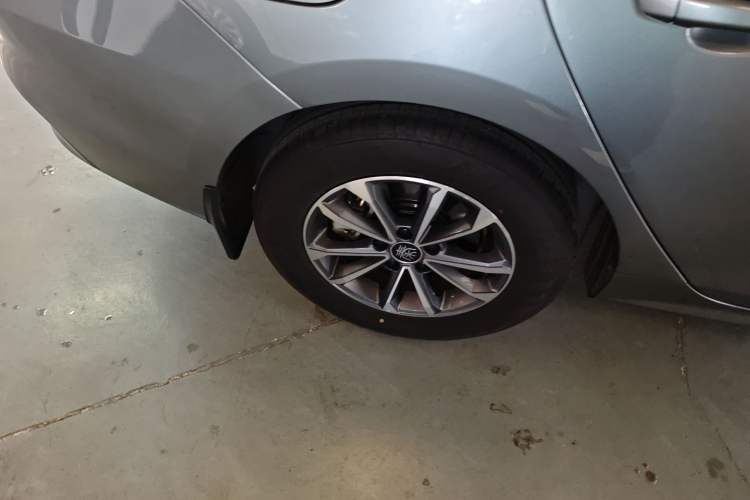 Used BYD Qin PLUS 2024 HONOR Edition DM-i 55KM Leading Model
