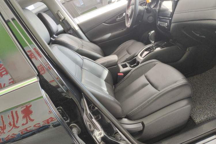 Used Nissan X-Trail 2019 2.0L CVT Smart Connect Comfort Edition 2WD