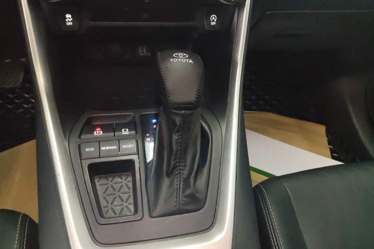 Used Toyota Wildlander 2023 2.0L CVT Two-Wheel Drive Luxury PLUS Edition