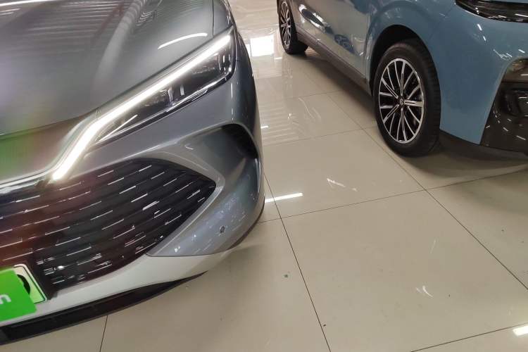 Used BYD Song L DM-i 2025 Intelligent Driving Version 160 km Beyond-Range Type